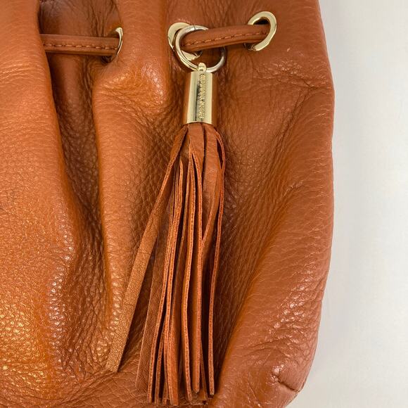 MICAEL KORS, SMALL, BURNT ORANGE LEATHER CROSSBODY BAG - Picture 13 of 13